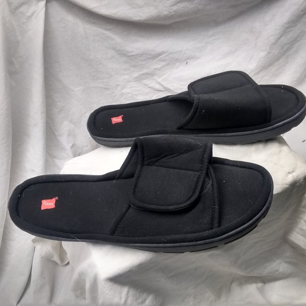 Hanes Women's Soft Waffle Knit Clog Slippers with Indoor/Outdoor Sole Size 8-9
